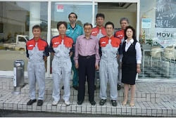 スタッフ紹介
